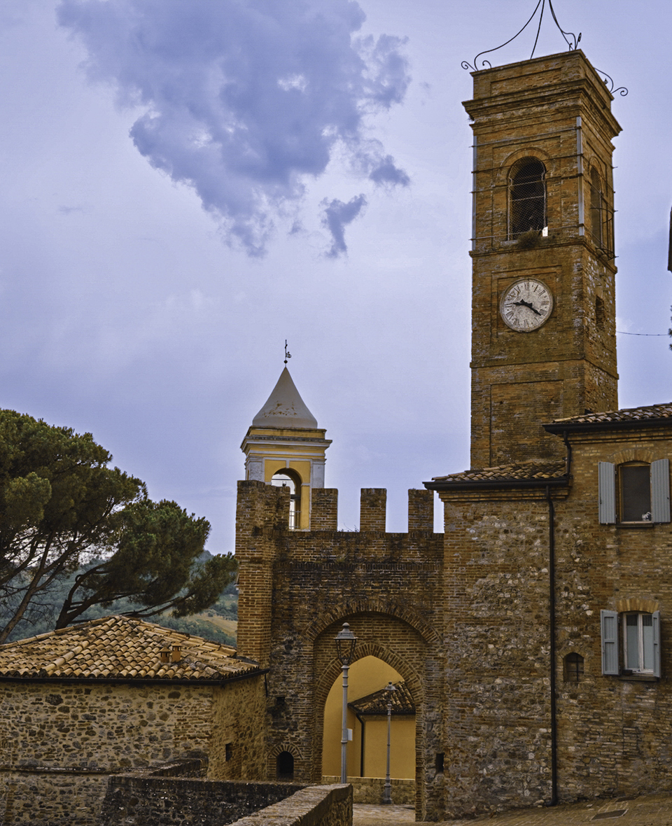 Castello di Monte Colombo